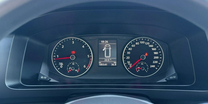 Volkswagen Caravelle cena 129900 przebieg: 180000, rok produkcji 2018 z Góra małe 466
